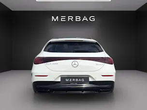 MERCEDES-BENZ CLA 220