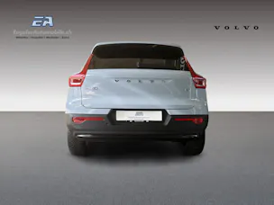 VOLVO XC40 B3 Benzin Mild Hybrid Plus Dark DCT