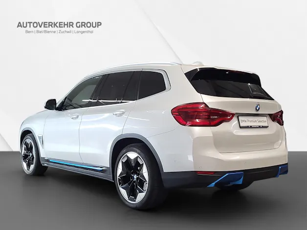 BMW iX3 Impressive