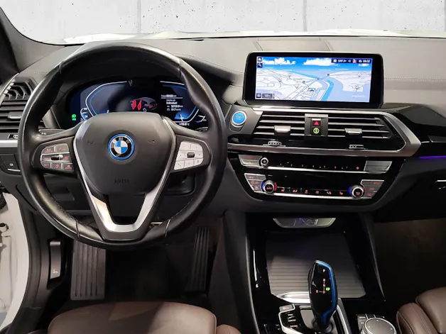 BMW iX3 Impressive