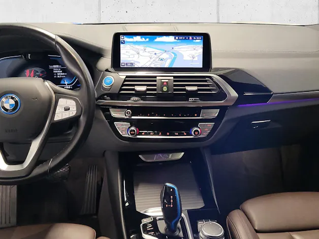 BMW iX3 Impressive