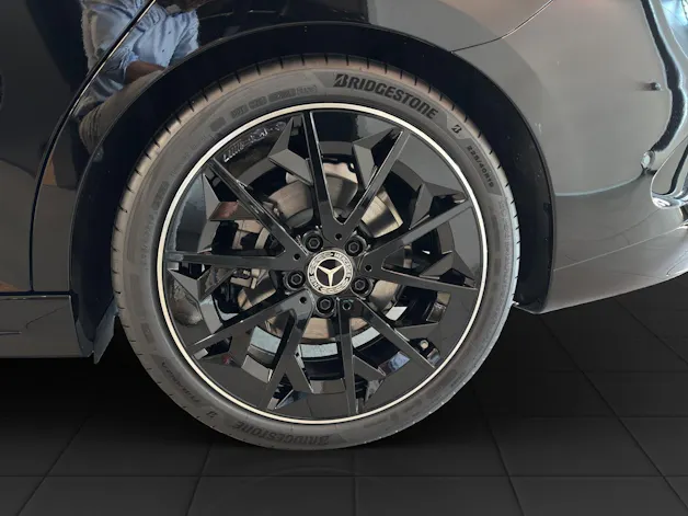 MERCEDES-BENZ CLA 220 AMG Line 4matic C178
