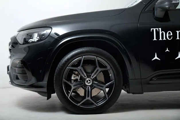 MERCEDES-BENZ GLB-Klasse X248 GLB 220 4matic Me.-Fzg. / Demo