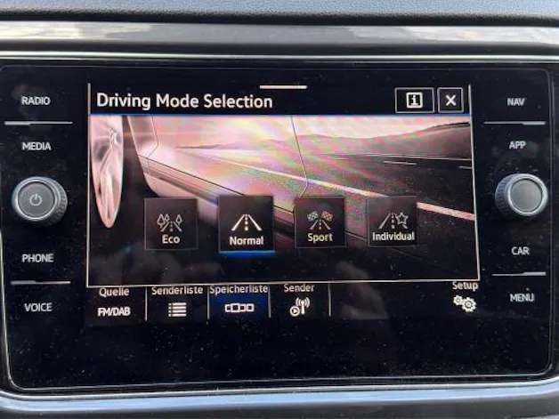 VW T-Roc 2.0 TSI Sport 4M