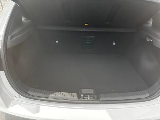 HYUNDAI i30 1.6 T-GDi Amplia DCT