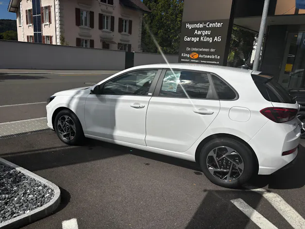HYUNDAI i30 1.6 T-GDi Amplia DCT
