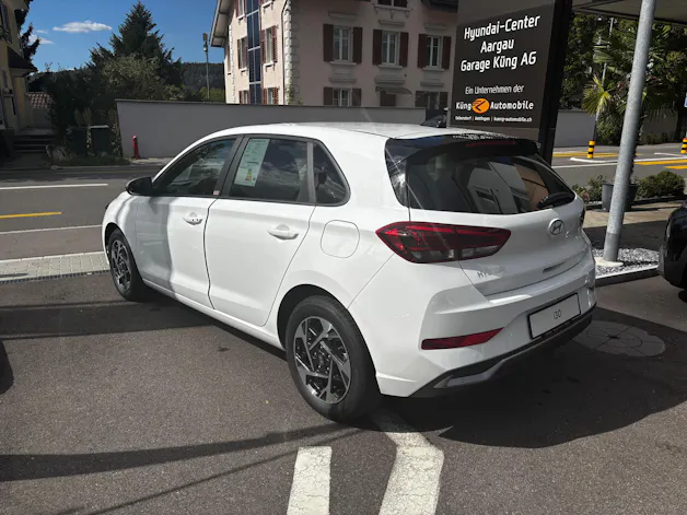 HYUNDAI i30 1.6 T-GDi Amplia DCT