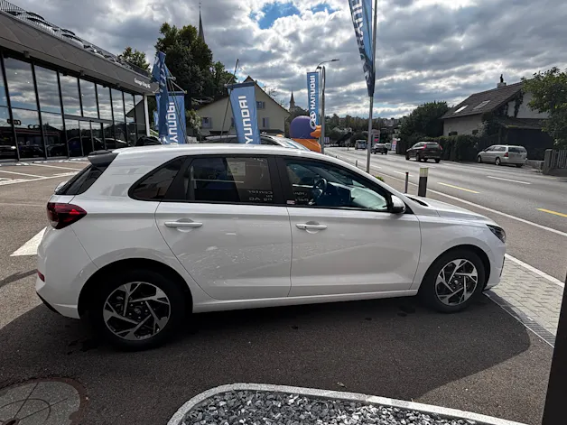 HYUNDAI i30 1.6 T-GDi Amplia DCT