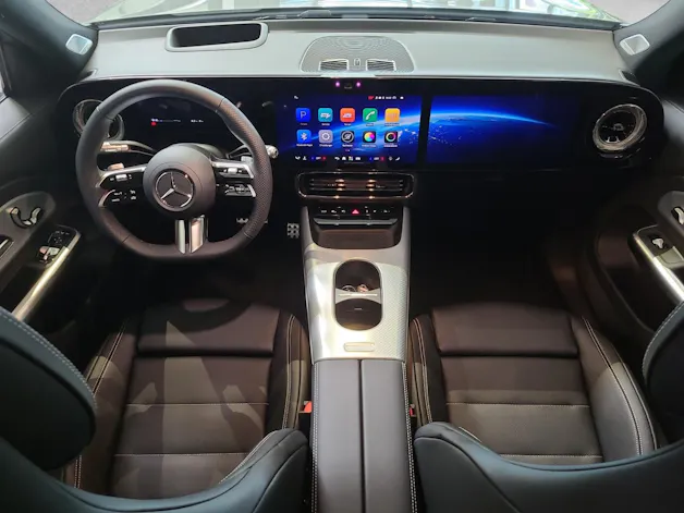 MERCEDES-BENZ GLB 220 4M X248