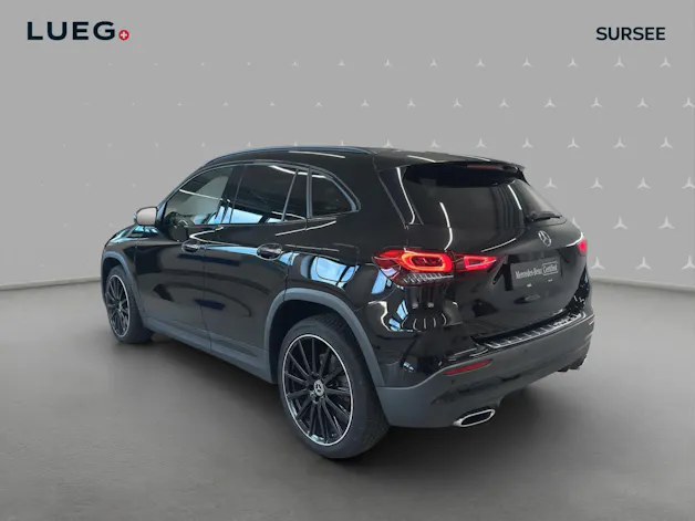 MERCEDES-BENZ GLA 250e AMG Line 8G-DCT