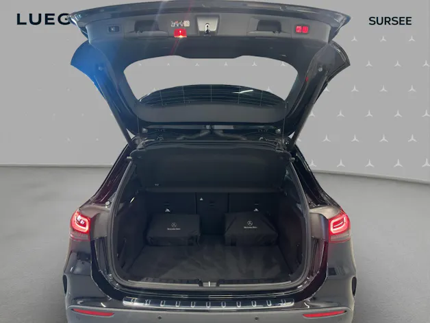 MERCEDES-BENZ GLA 250e AMG Line 8G-DCT