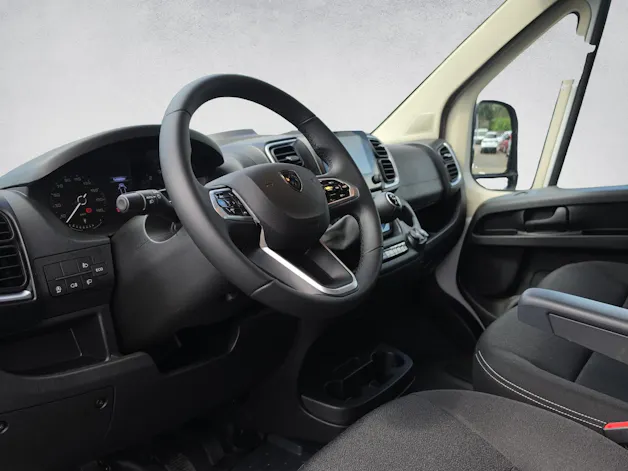 PEUGEOT Boxer 2.2 HDI 335 L2H2