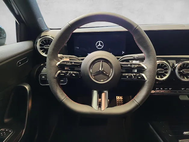 MERCEDES-BENZ A 250 AMG 4M W177