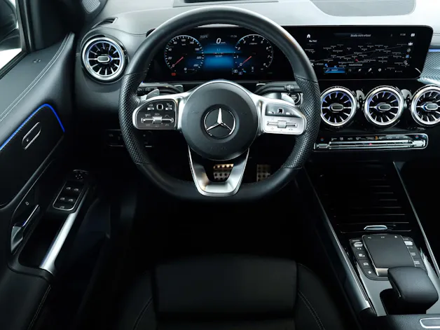 MERCEDES-BENZ GLB 250 AMG Line 4matic X247