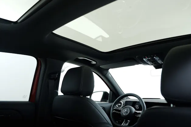 MERCEDES-BENZ GLA 250 Swiss Star AMG Line 4matic H247