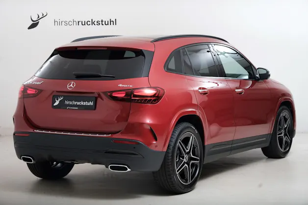MERCEDES-BENZ GLA 250 Swiss Star AMG Line 4matic H247