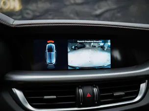ALFA ROMEO Stelvio 2.0 Intensa Q4 AT8 *SOFORT Verfügbar*Werksgarantie*Panorama*Harman/Kardon*
