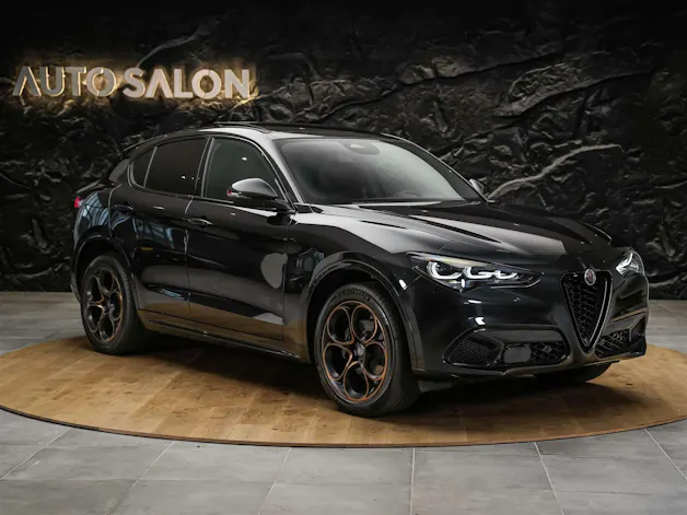 ALFA ROMEO Stelvio 2.0 Intensa Q4 AT8 *SOFORT Verfügbar*Werksgarantie*Panorama*Harman/Kardon*