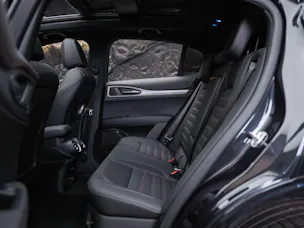 ALFA ROMEO Stelvio 2.0 Intensa Q4 AT8 *SOFORT Verfügbar*Werksgarantie*Panorama*Harman/Kardon*