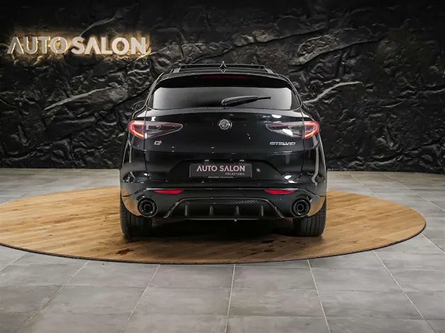 ALFA ROMEO Stelvio 2.0 Intensa Q4 AT8 *SOFORT Verfügbar*Werksgarantie*Panorama*Harman/Kardon*