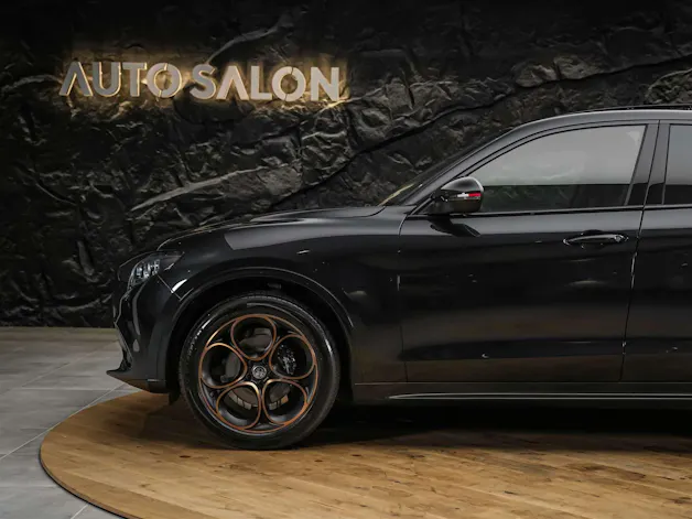 ALFA ROMEO Stelvio 2.0 Intensa Q4 AT8 *SOFORT Verfügbar*Werksgarantie*Panorama*Harman/Kardon*