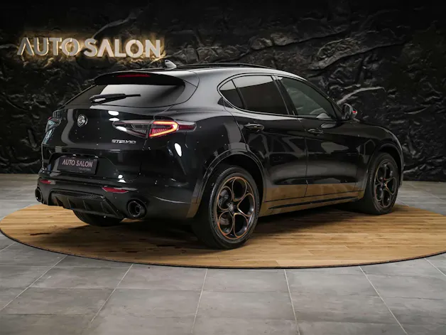 ALFA ROMEO Stelvio 2.0 Intensa Q4 AT8 *SOFORT Verfügbar*Werksgarantie*Panorama*Harman/Kardon*