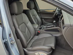 PORSCHE Macan S PDK