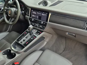 PORSCHE Macan S PDK