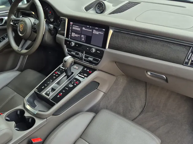PORSCHE Macan S PDK