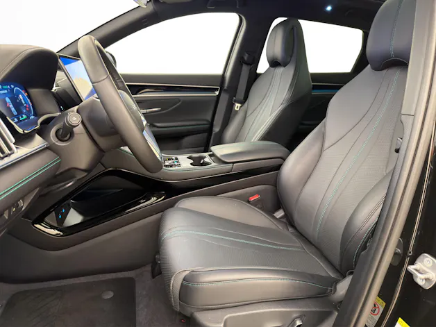BYD Seal U DM-i Design AWD