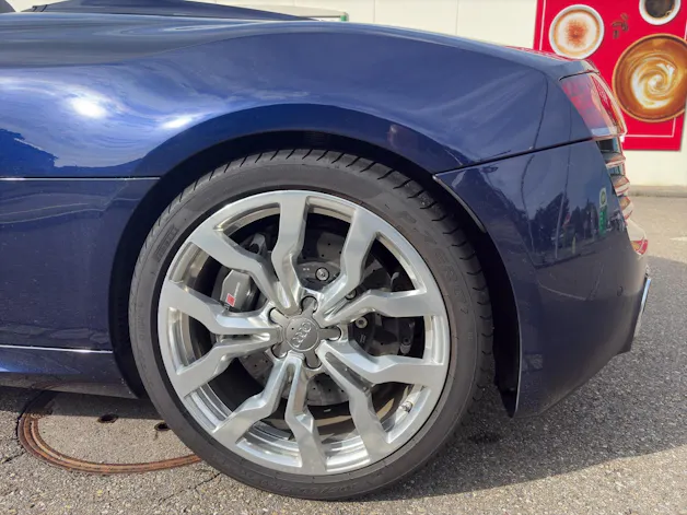 AUDI R8 Spyder 5.2 FSI V10 quattro S-Tronic