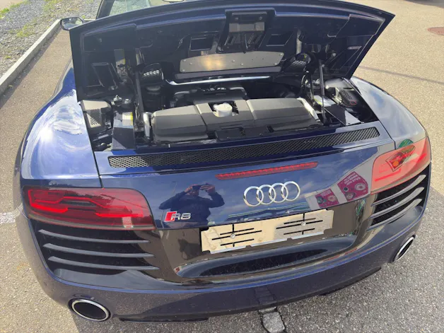 AUDI R8 Spyder 5.2 FSI V10 quattro S-Tronic