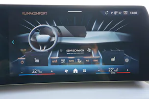 BMW 218d Active Tourer DKG