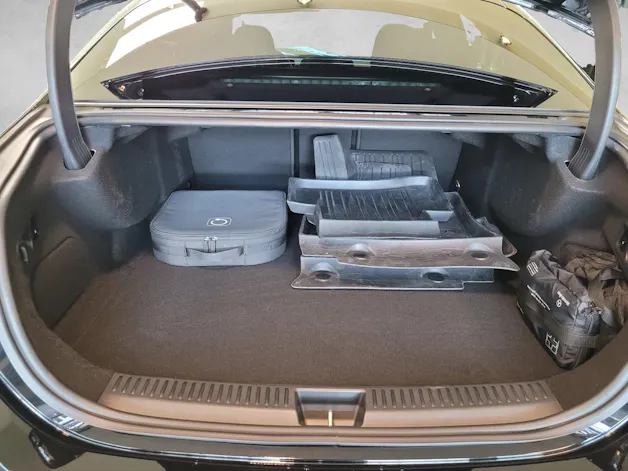 MERCEDES-BENZ E 400 e AMG Line 4matic