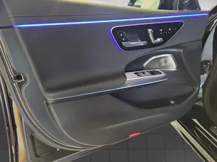 MERCEDES-BENZ E 400 e AMG Line 4matic