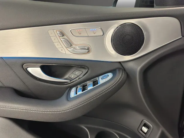MERCEDES-BENZ GLC 300 Exclusive 4Matic