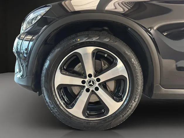 MERCEDES-BENZ GLC 300 Exclusive 4Matic