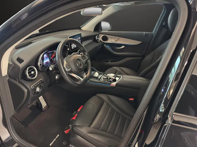 MERCEDES-BENZ GLC 300 Exclusive 4Matic