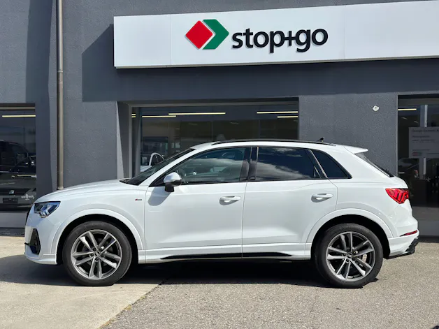 AUDI Q3 35 TDI S line quattro S-tronic