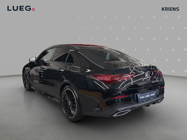 MERCEDES-BENZ CLA 200 - AMG / Rückfahrkamera / Ambiente-Licht