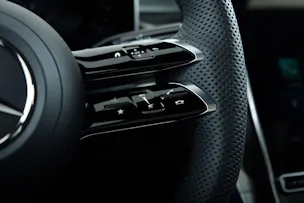 MERCEDES-BENZ GLC 300 AMG Line 4Matic X254