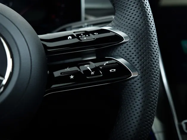 MERCEDES-BENZ GLC 300 AMG Line 4matic X254