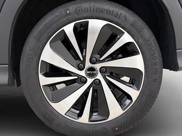 BYD Seal U DM-i Design AWD