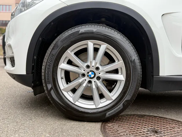 BMW X5 xDrive 35i Steptronic | CH | Leder Braun | Panorama |
