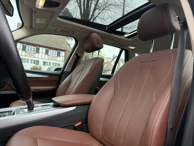 BMW X5 xDrive 35i Steptronic | CH | Leder Braun | Panorama |