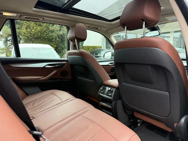 BMW X5 xDrive 35i Steptronic | CH | Leder Braun | Panorama |