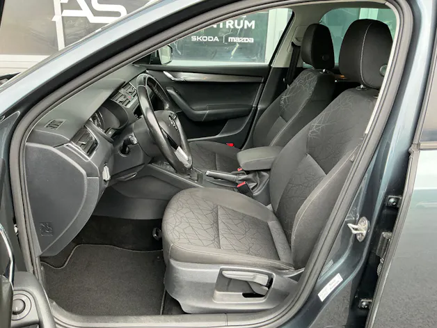 SKODA Octavia Combi 1.6 TDI 115 Clever 4x4