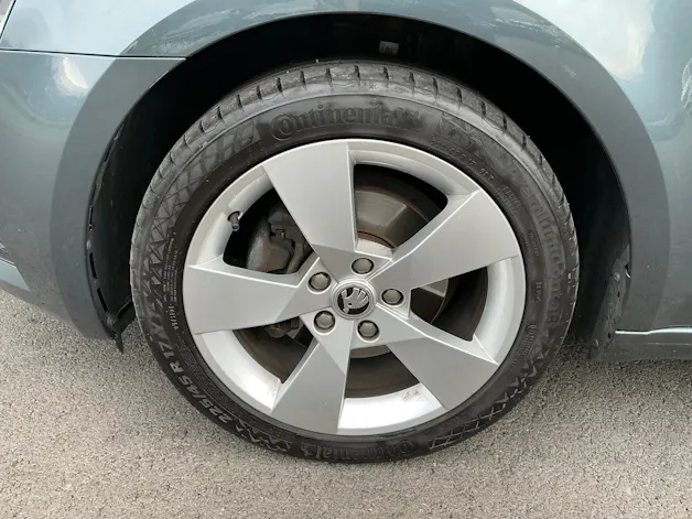 SKODA Octavia Combi 1.6 TDI 115 Clever 4x4