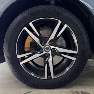 VOLVO XC60 T8 eAWD R-Design