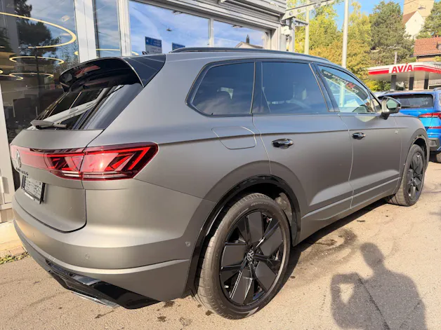 VW Touareg 3.0 TDI 286 PS 4MOTION R-LINE *** TRAUM IN SILIZIUMGRAU MATT ***